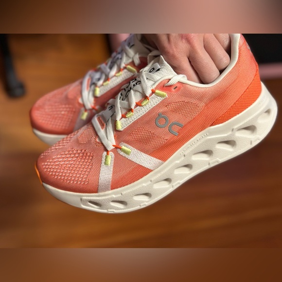 On Cloudeclipse Women’s Running Sneakers Orange Flame Ivory 8.5 NIB - Picture 6 of 7